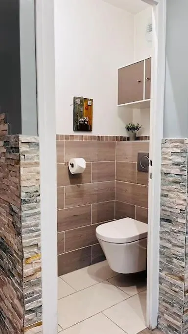 Appartement Proche Centre Ville Avec Parking Gratuit Annecy