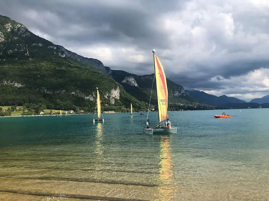 Appartement Proche Centre Ville Avec Parking Gratuit Annecy Apartment