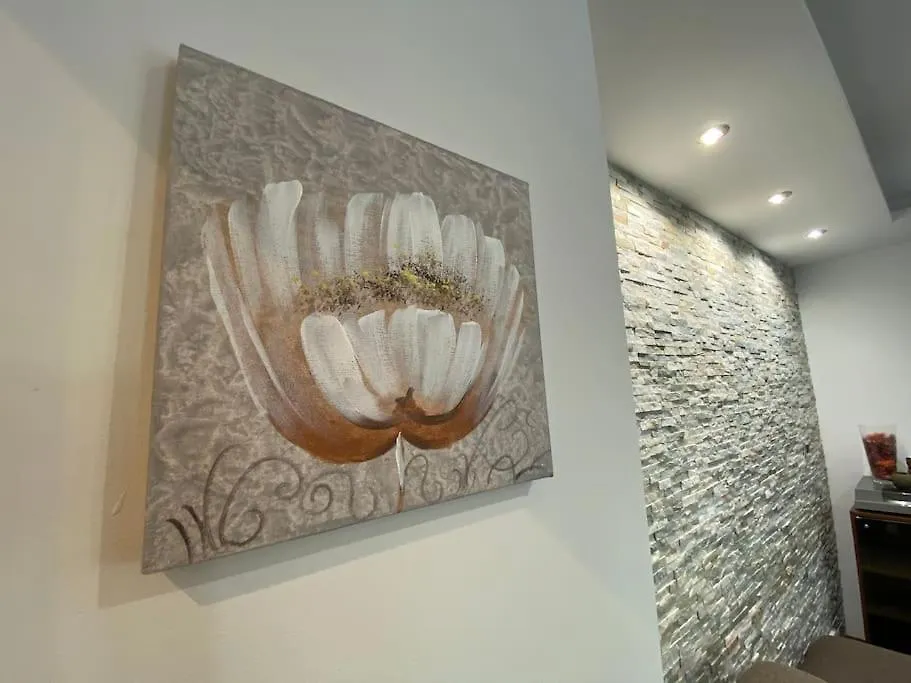 Appartement Proche Centre Ville Avec Parking Gratuit Annecy Apartment
