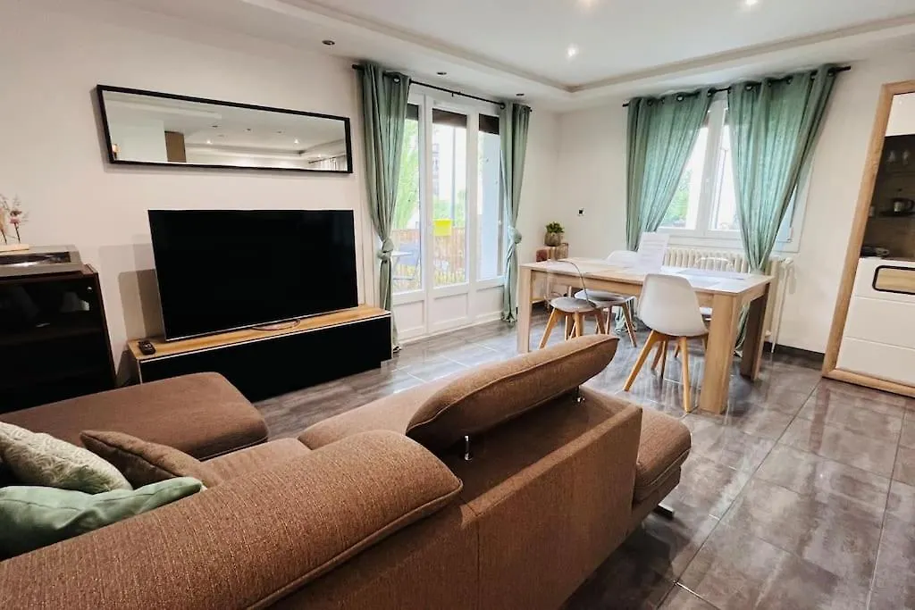 Apartment Appartement Proche Centre Ville Avec Parking Gratuit Annecy